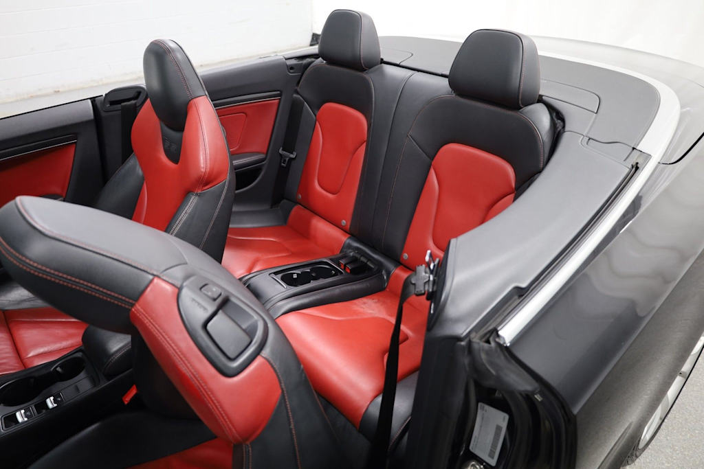 Thumbnail: 2013 Audi S5 - 11