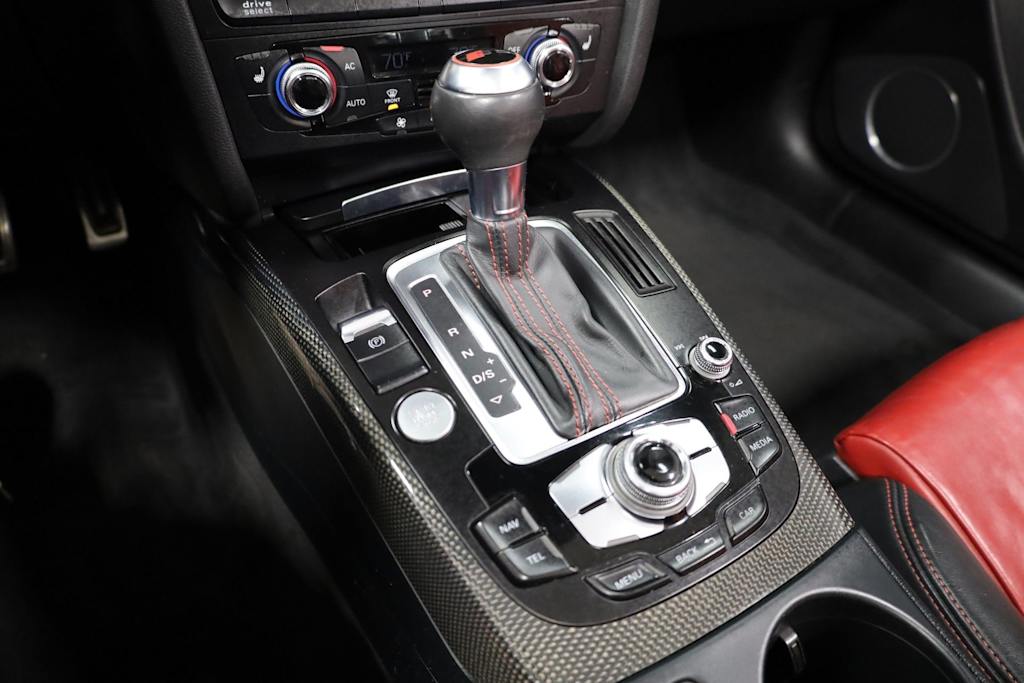 Thumbnail: 2013 Audi S5 - 31