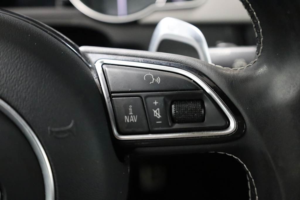 Thumbnail: 2014 Audi S5 - 30