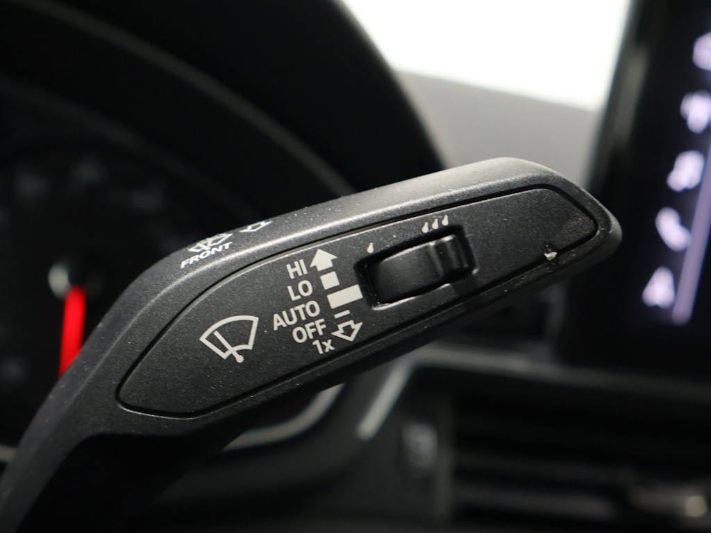 Thumbnail: 2023 Audi A4 - 32