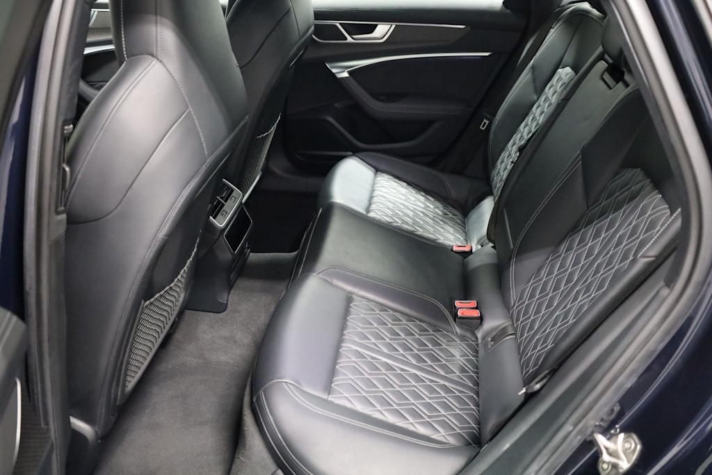 Thumbnail: 2022 Audi S6 - 13