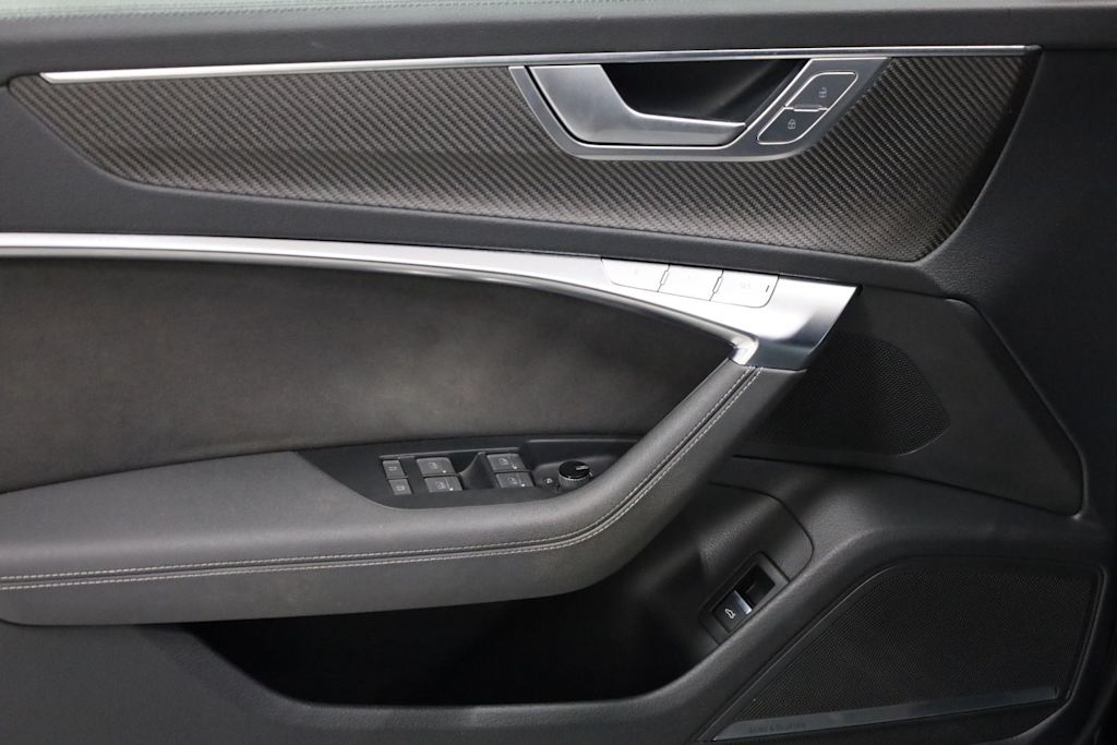 Thumbnail: 2022 Audi S6 - 25