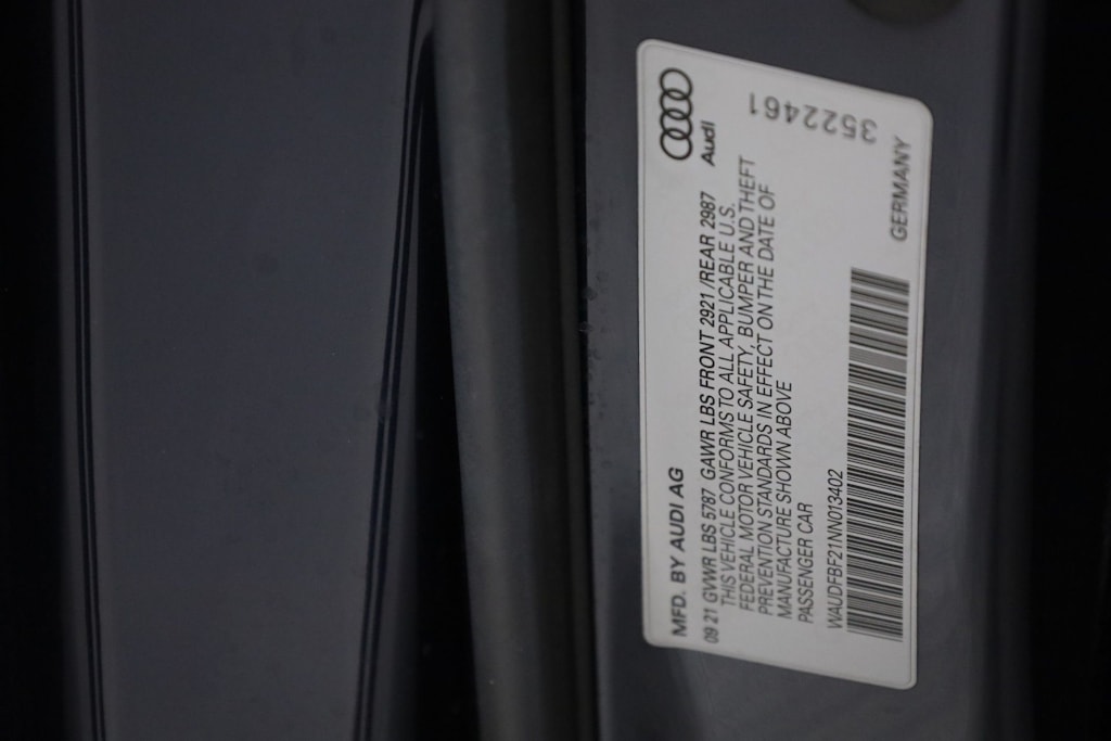 Thumbnail: 2022 Audi S6 - 20