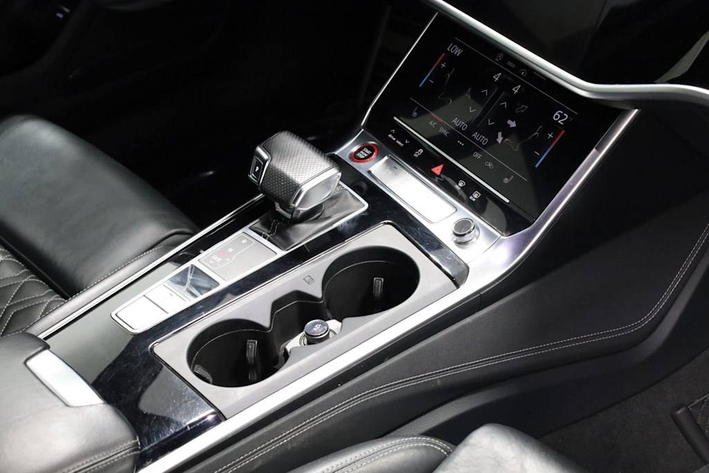 Thumbnail: 2022 Audi S6 - 29