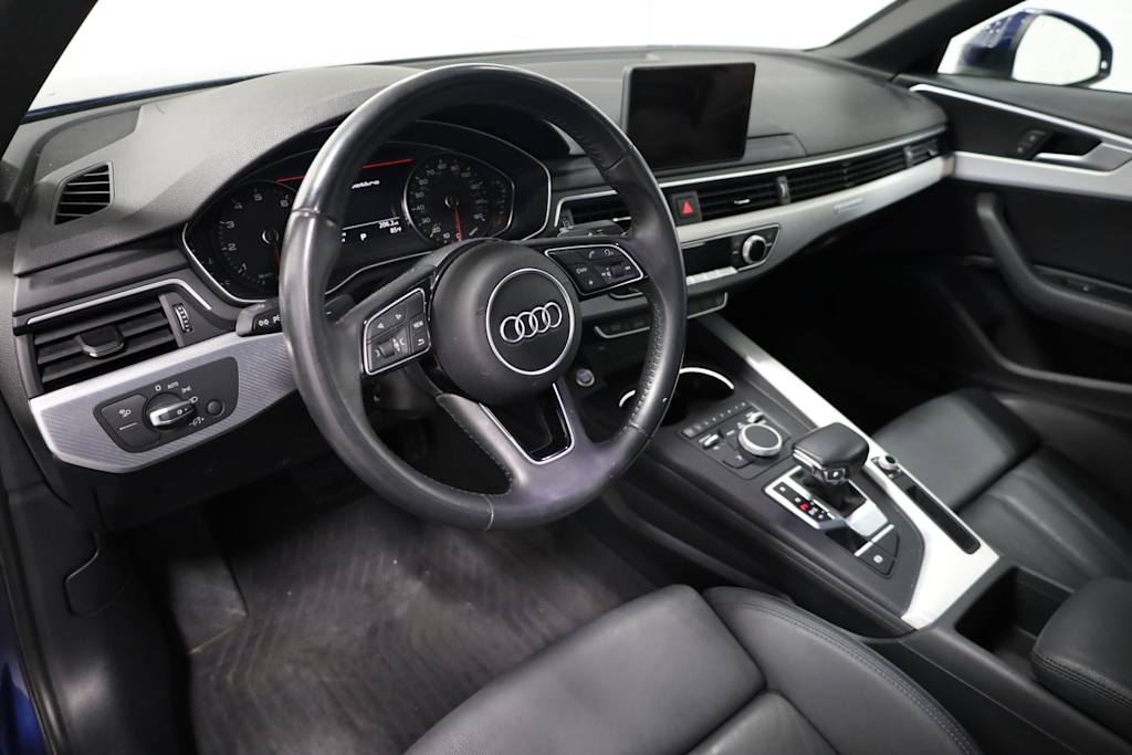 Thumbnail: 2019 Audi A4 - 2
