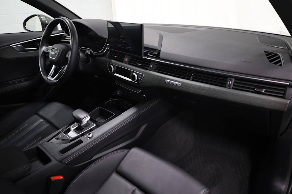 Thumbnail: 2023 Audi A4 - 10