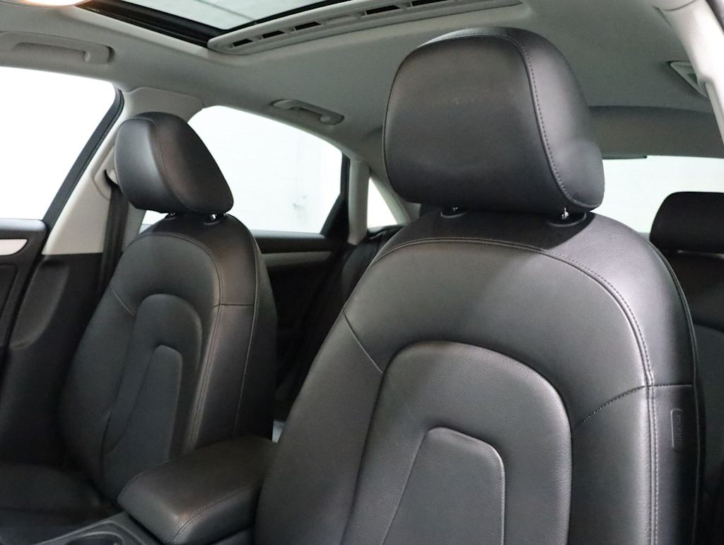 Thumbnail: 2013 Audi A4 - 11