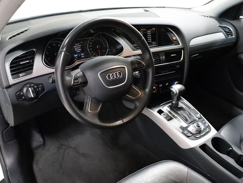 Thumbnail: 2013 Audi A4 - 2