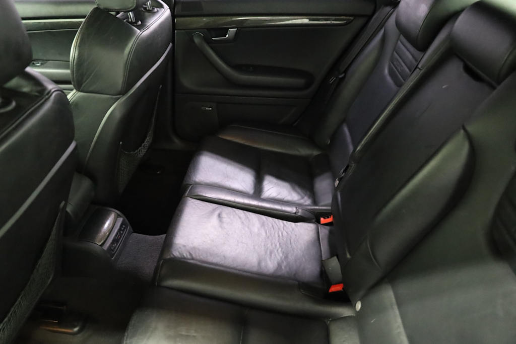 Thumbnail: 2006 Audi S4 - 12