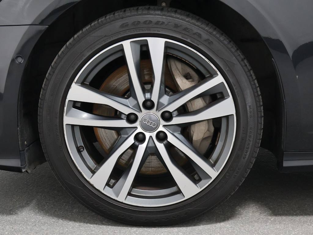 Thumbnail: 2019 Audi A6 - 40