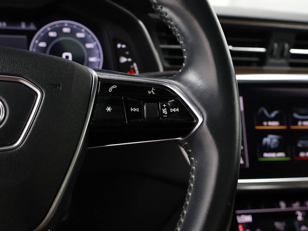 Thumbnail: 2019 Audi A6 - 32
