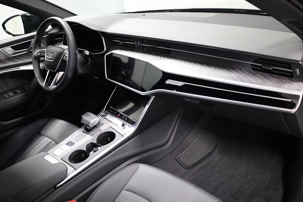 Thumbnail: 2025 Audi A6 - 10