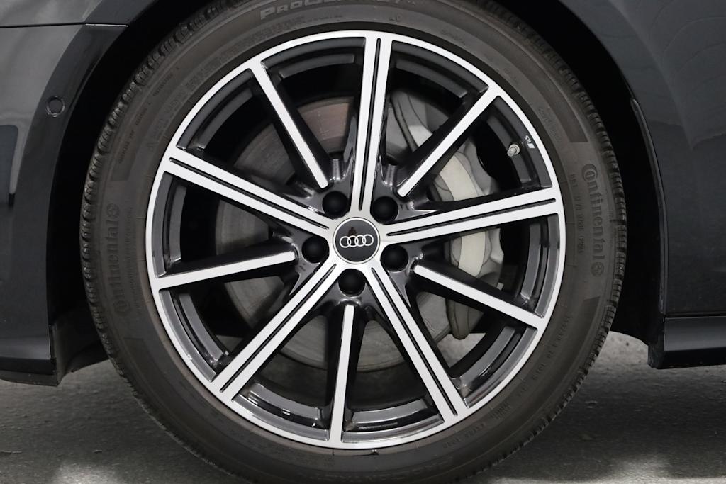 Thumbnail: 2025 Audi A6 - 40