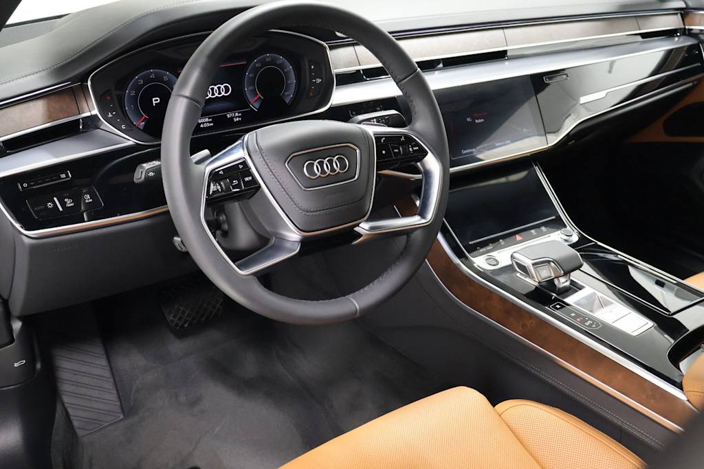 Thumbnail: 2025 Audi A8 - 2