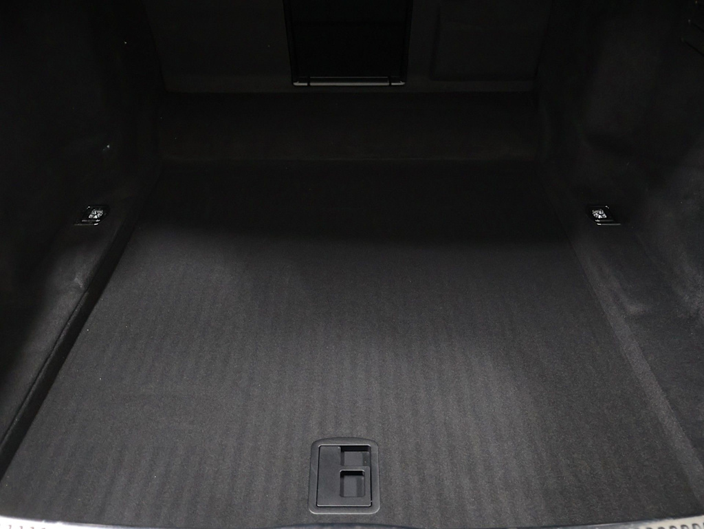 Thumbnail: 2024 Audi S8 - 19