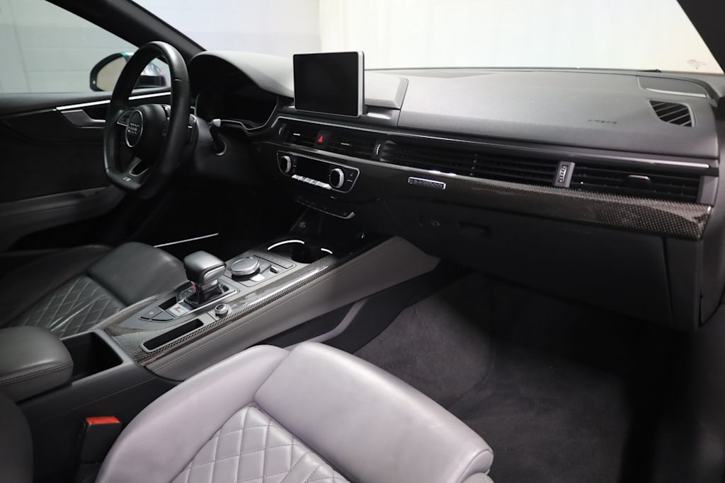 Thumbnail: 2018 Audi S5 - 9