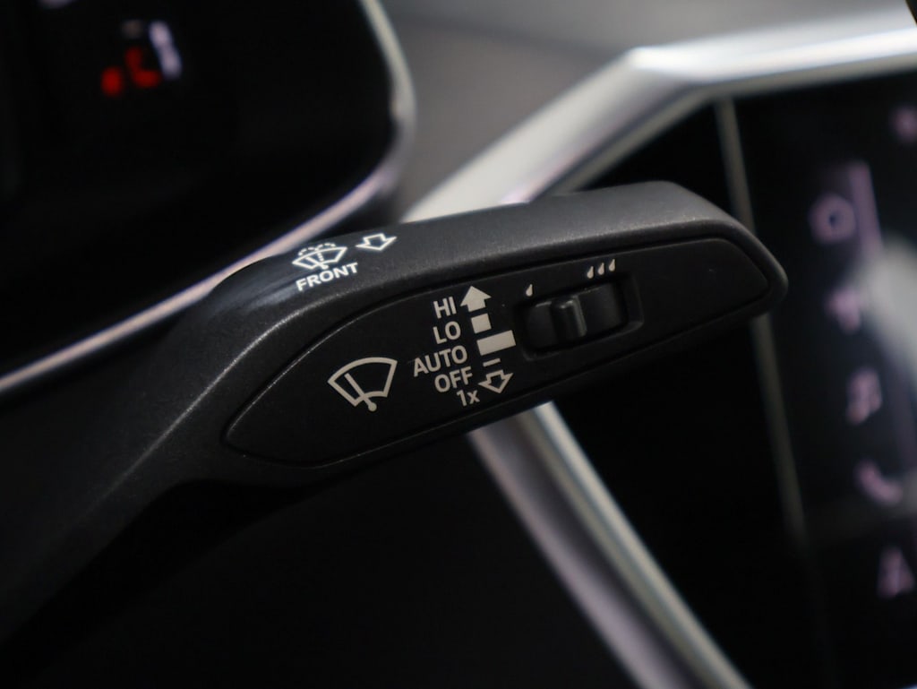 Thumbnail: 2020 Audi S7 - 33