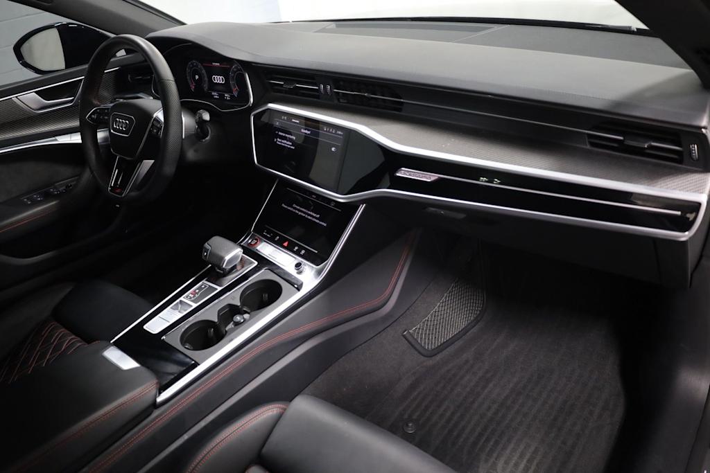 Thumbnail: 2025 Audi S7 - 9