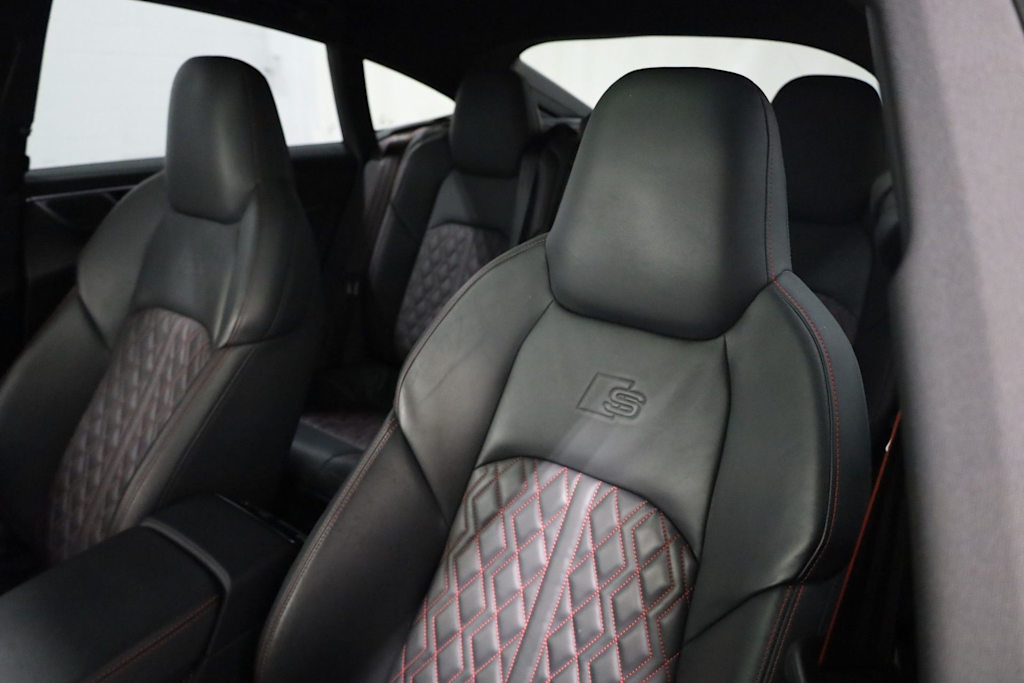 Thumbnail: 2025 Audi S7 - 11