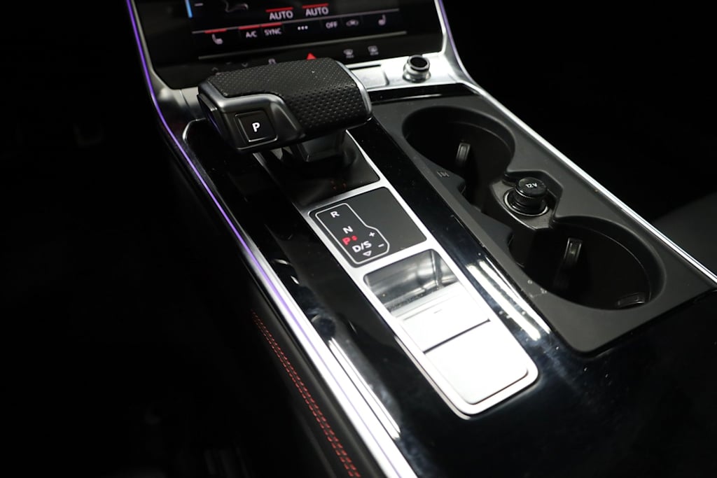 Thumbnail: 2025 Audi S7 - 16