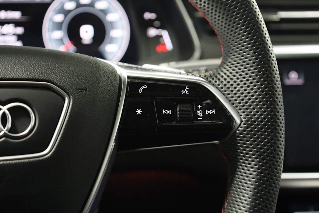 Thumbnail: 2025 Audi S7 - 33