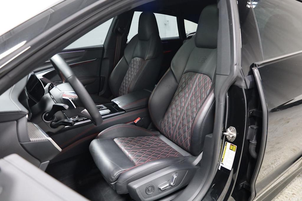 Thumbnail: 2025 Audi S7 - 10