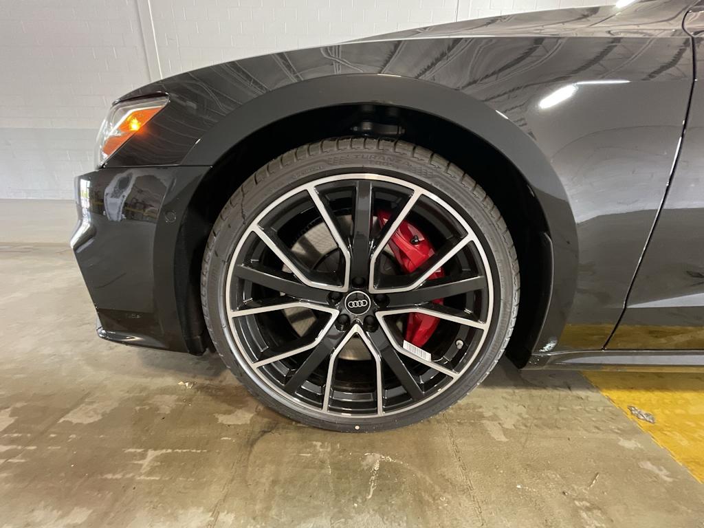 Thumbnail: 2023 Audi S7 - 5
