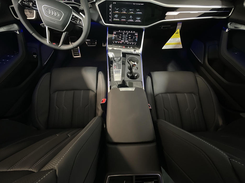 Thumbnail: 2023 Audi S7 - 23