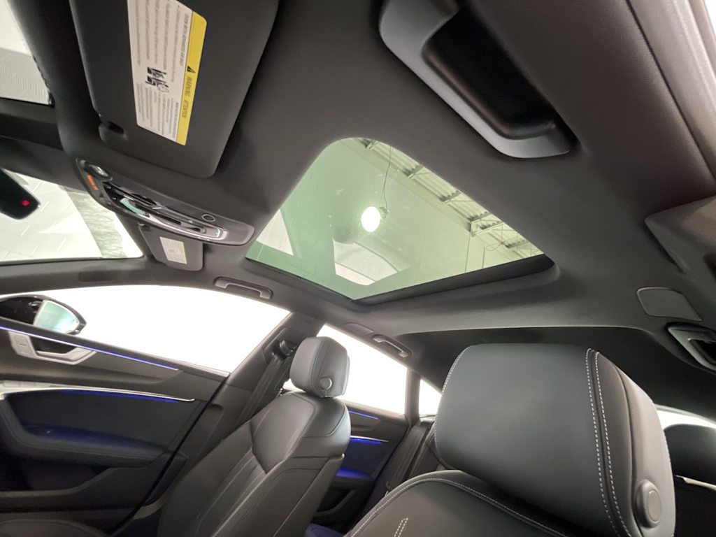 Thumbnail: 2023 Audi S7 - 18