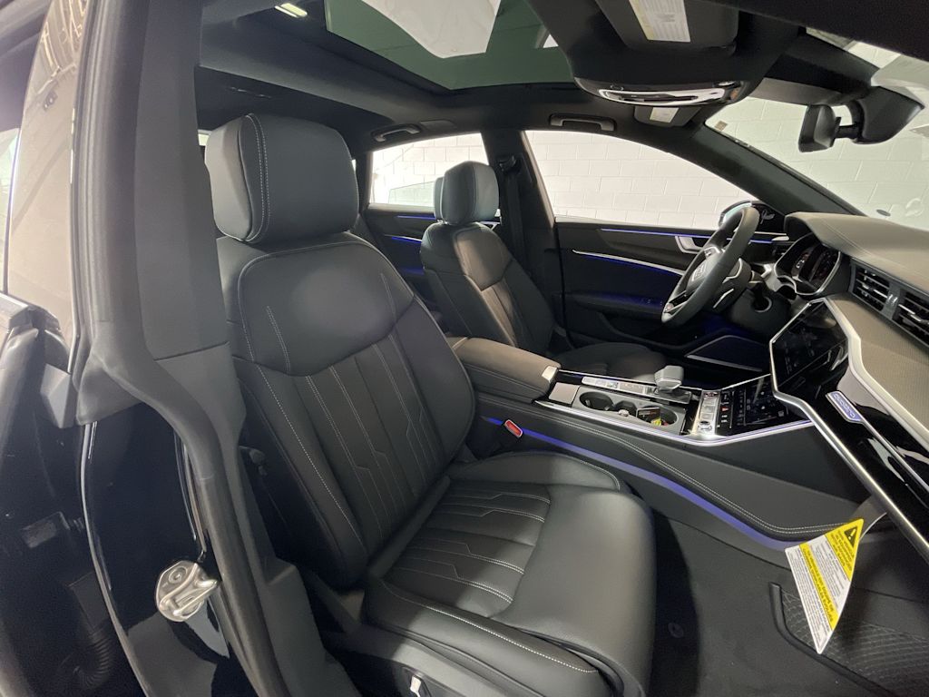 Thumbnail: 2023 Audi S7 - 9