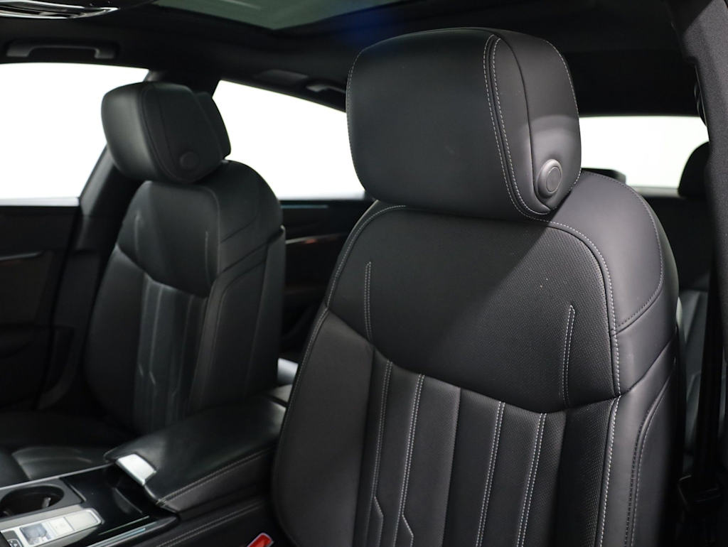 Thumbnail: 2023 Audi S7 - 12
