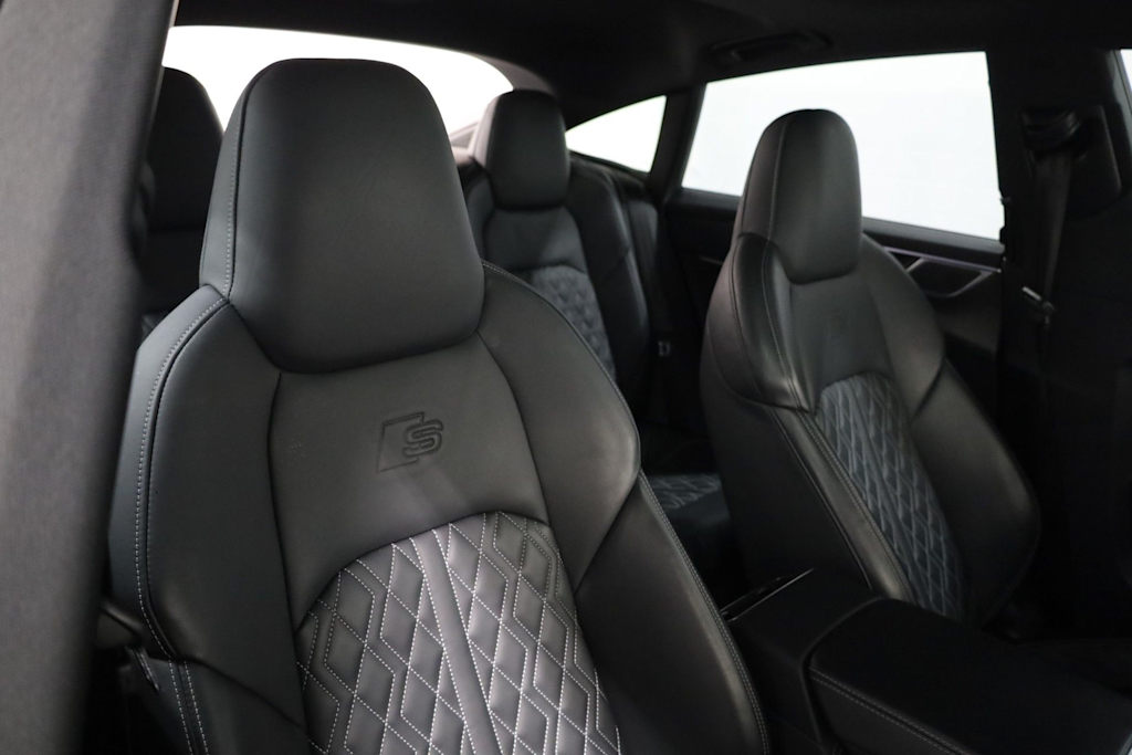 Thumbnail: 2023 Audi S7 - 12