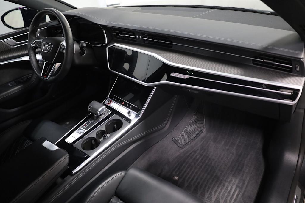 Thumbnail: 2023 Audi S7 - 10