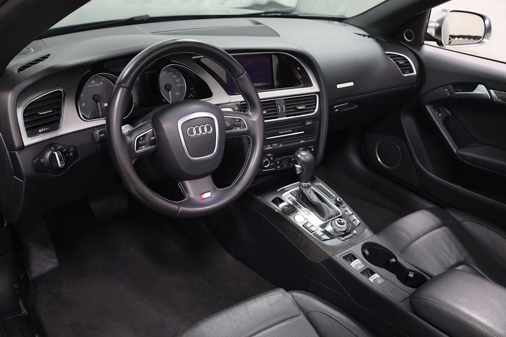 Thumbnail: 2011 Audi S5 - 2