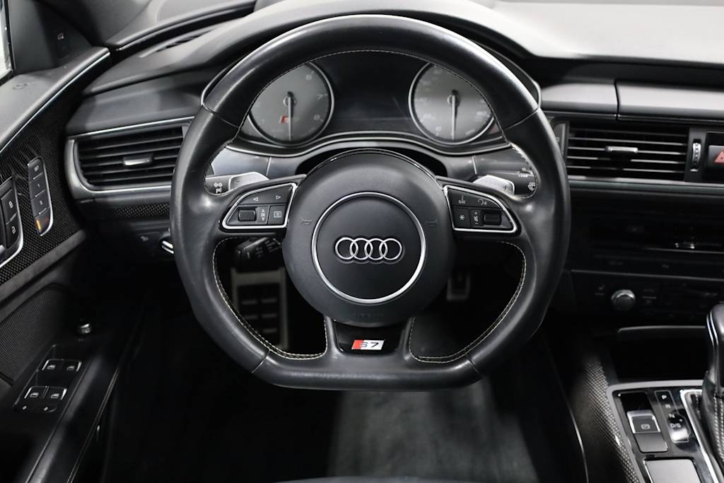 2016 Audi S7  14