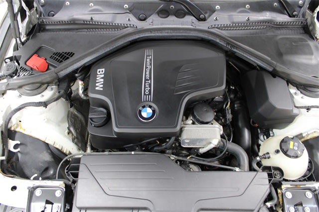 2014 BMW 3 Series 328xi 9