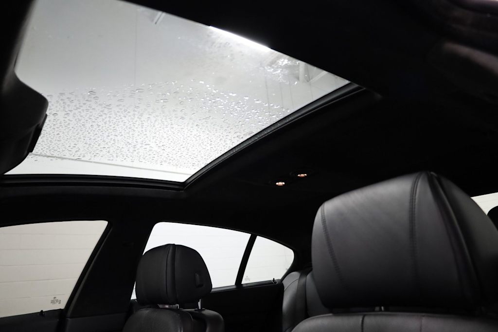 Thumbnail: 2015 BMW 6 Series - 27