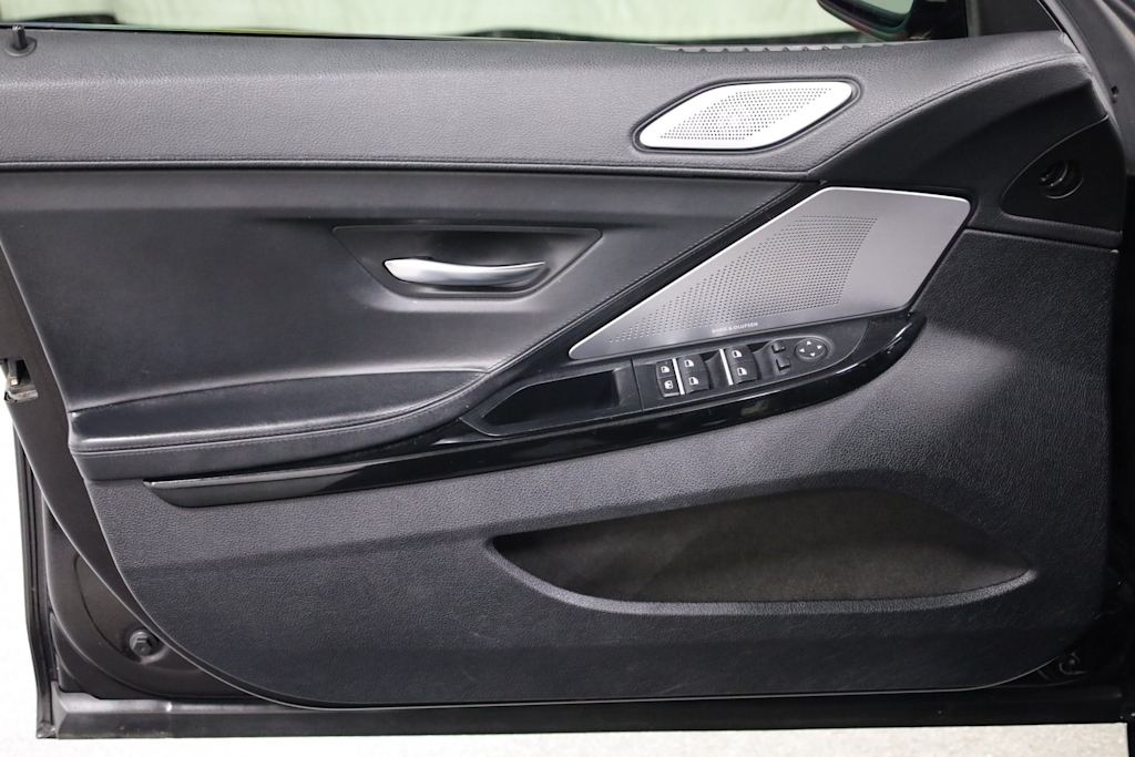 Thumbnail: 2015 BMW 6 Series - 26