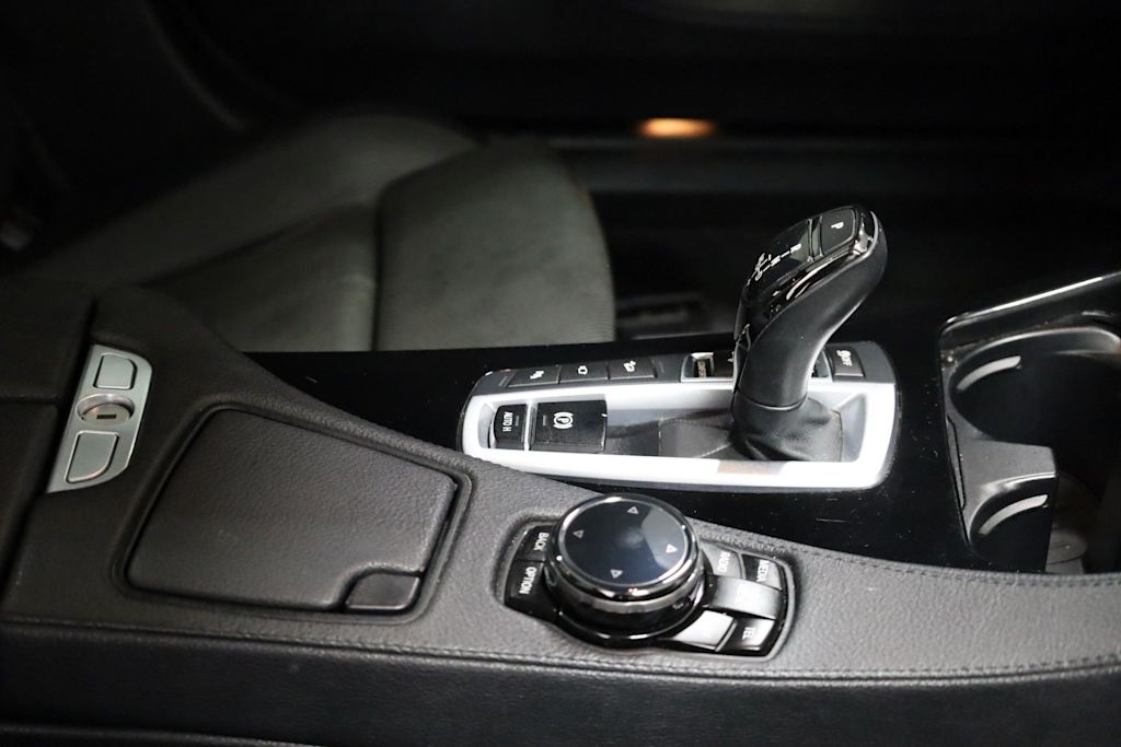 Thumbnail: 2015 BMW 6 Series - 28