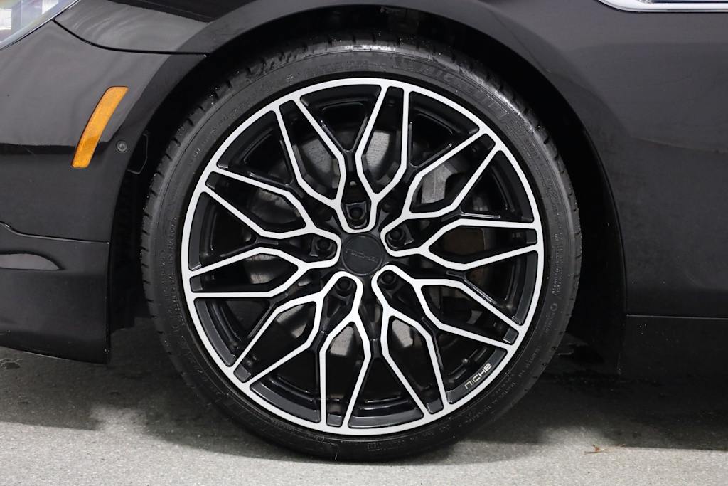 Thumbnail: 2015 BMW 6 Series - 40