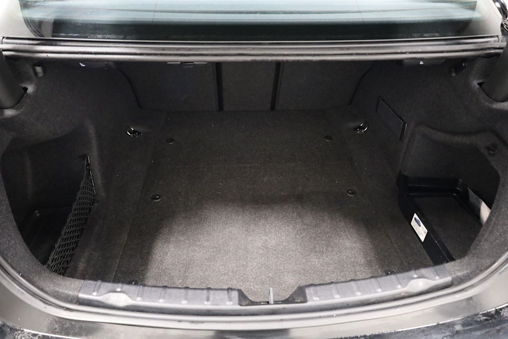 Thumbnail: 2016 BMW 3 Series - 18