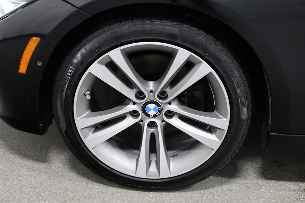 Thumbnail: 2016 BMW 3 Series - 42