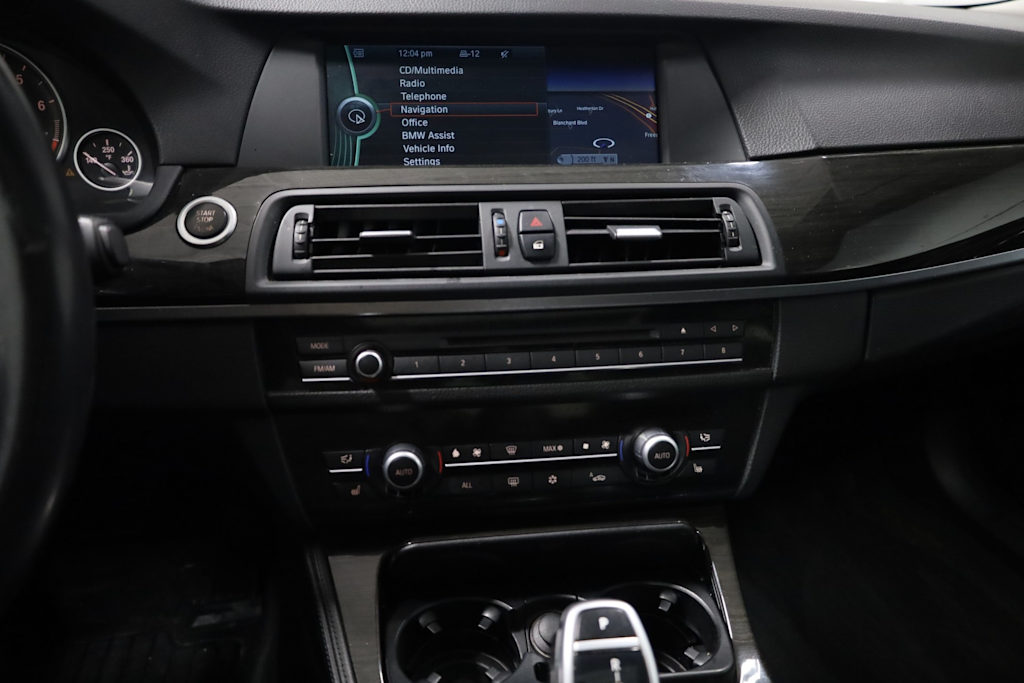 2011 BMW 5 Series 535xi 16
