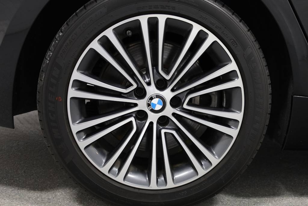 2019 BMW 5 Series 540i 7