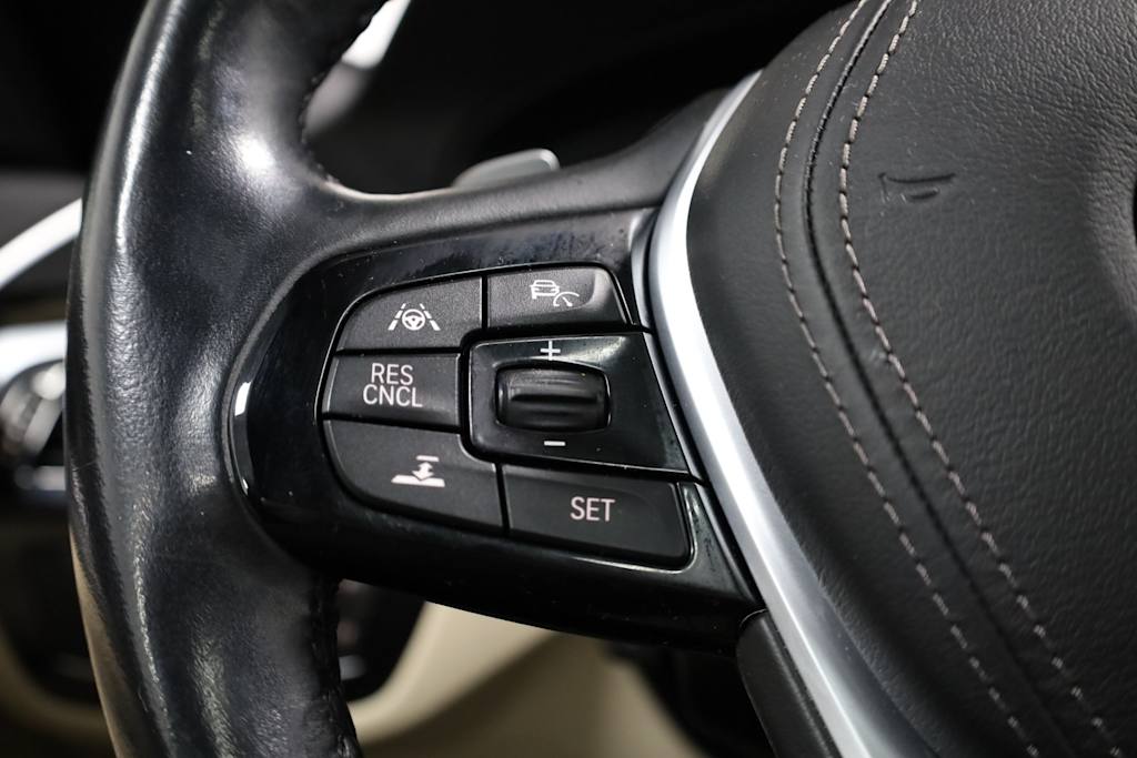 2019 BMW 5 Series 540i 29