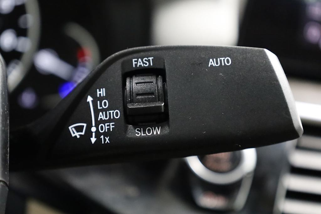 2019 BMW 5 Series 540i 31