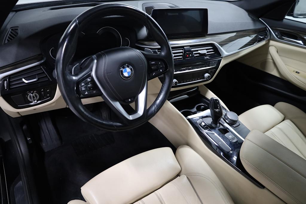 2019 BMW 5 Series 540i 2