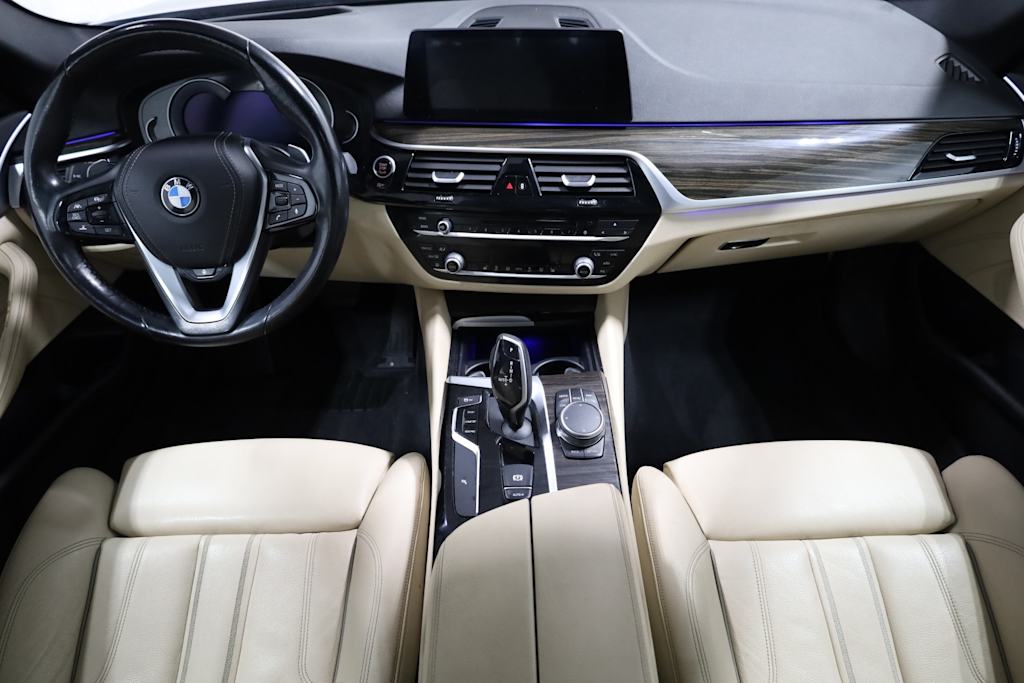 2019 BMW 5 Series 540i 14