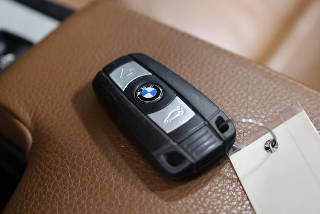 Thumbnail: 2007 BMW 3 Series - 18