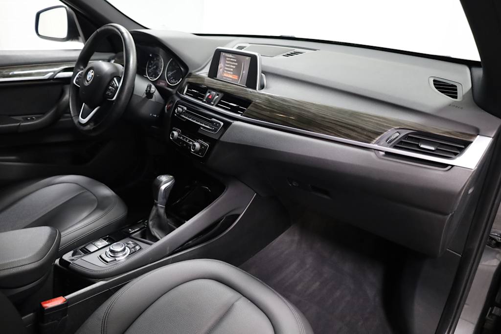 2016 BMW X1 xDrive28i 10